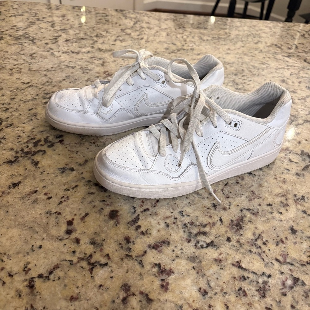 Nike Son of Force Air Force 1 White Youth Size 7 - Picture 7 of 13
